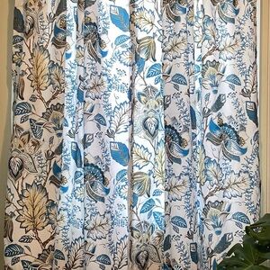 2 Lush Decor.Blue and Cream Floral Curtain Panels.